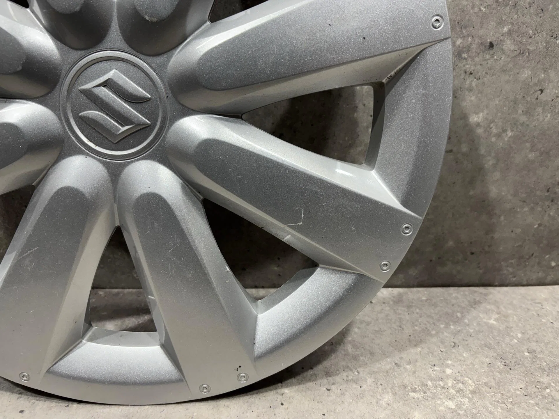 Колпак колесный Suzuki SX4 1 YA21S 2008 - миниатюра 4