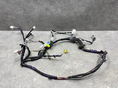 Проводка двери передней левой Toyota RAV4 4 XA40