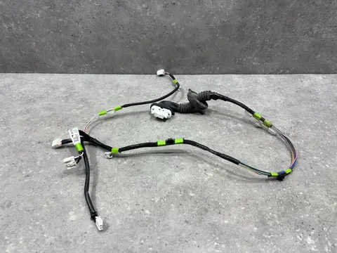Проводка двери задней правой Toyota RAV4 4 XA40