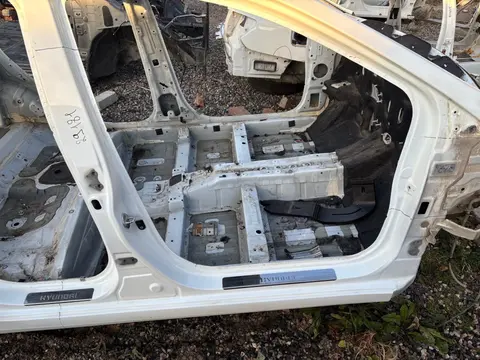 Порог (железо) правый Hyundai Solaris 1 713224LD00