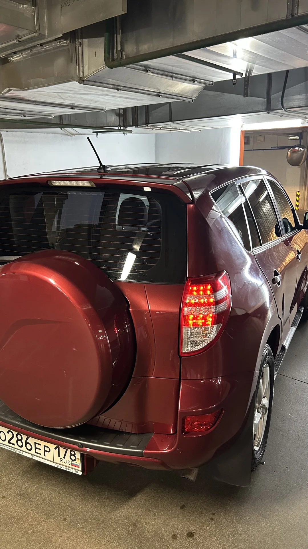 Toyota RAV4 2010 2.0 - миниатюра 7
