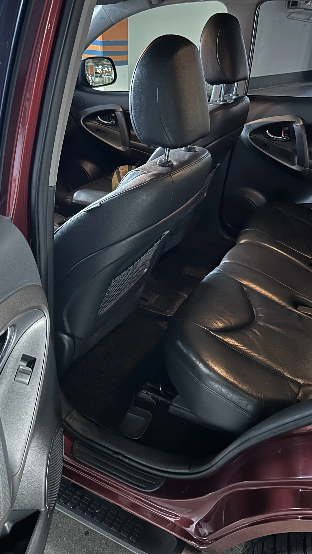 Toyota RAV4 2010 2.0 - миниатюра 14