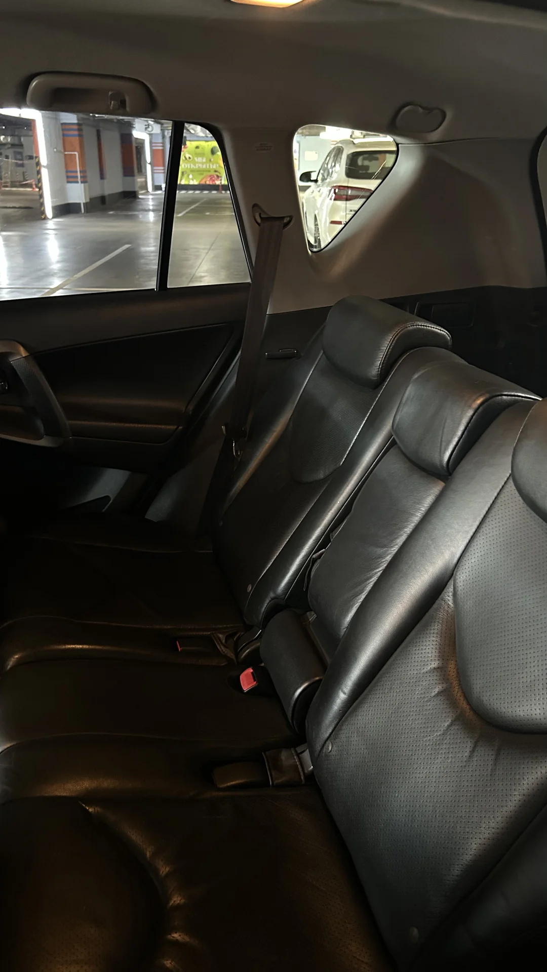 Toyota RAV4 2010 2.0 - миниатюра 15