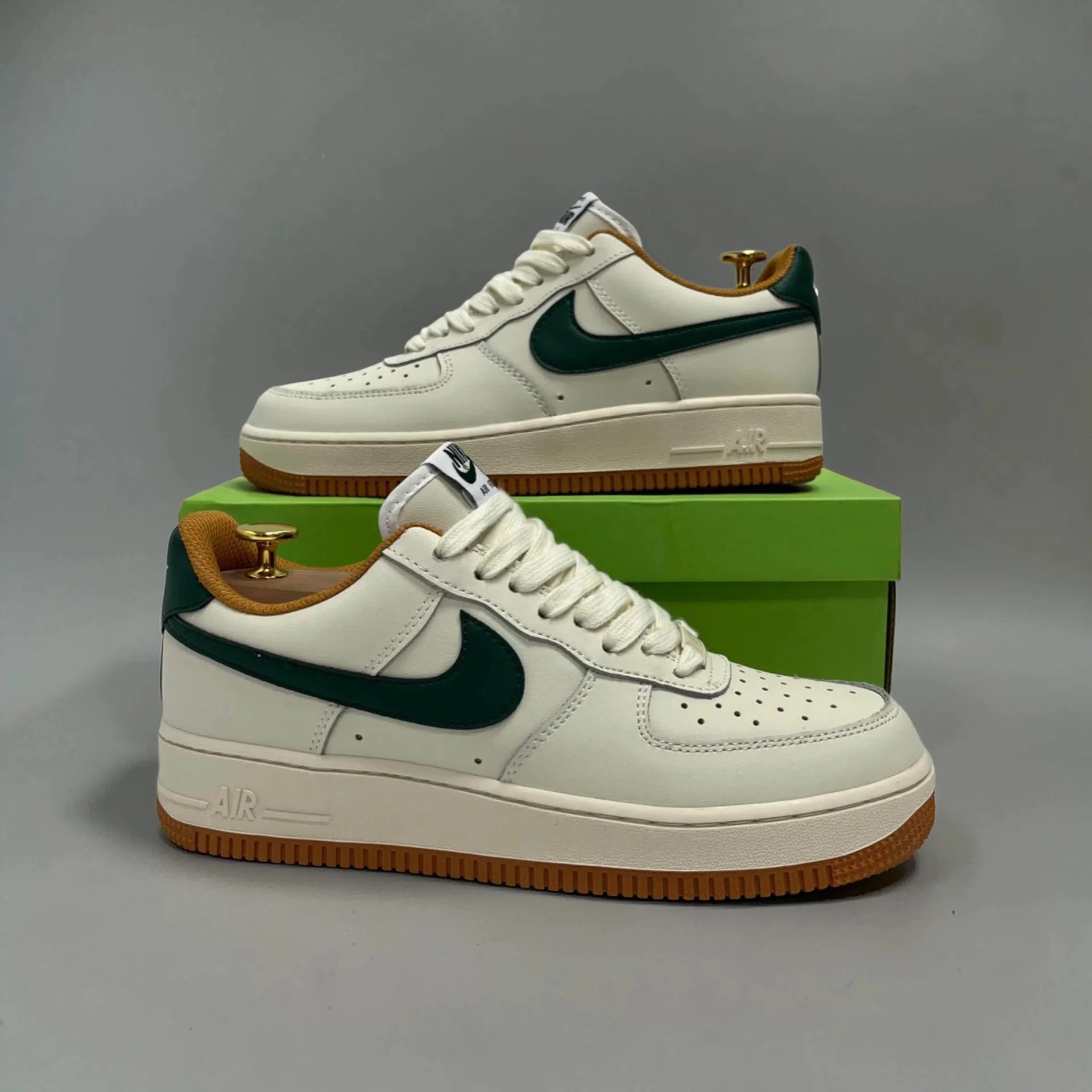 Nike Air Force 1 - миниатюра 2