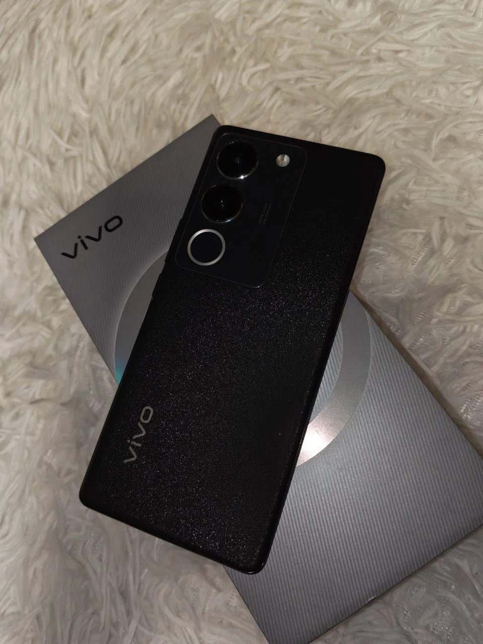 Vivo V29 5G 12/256 ГБ (Полный комплект, идеал) - изображение 1