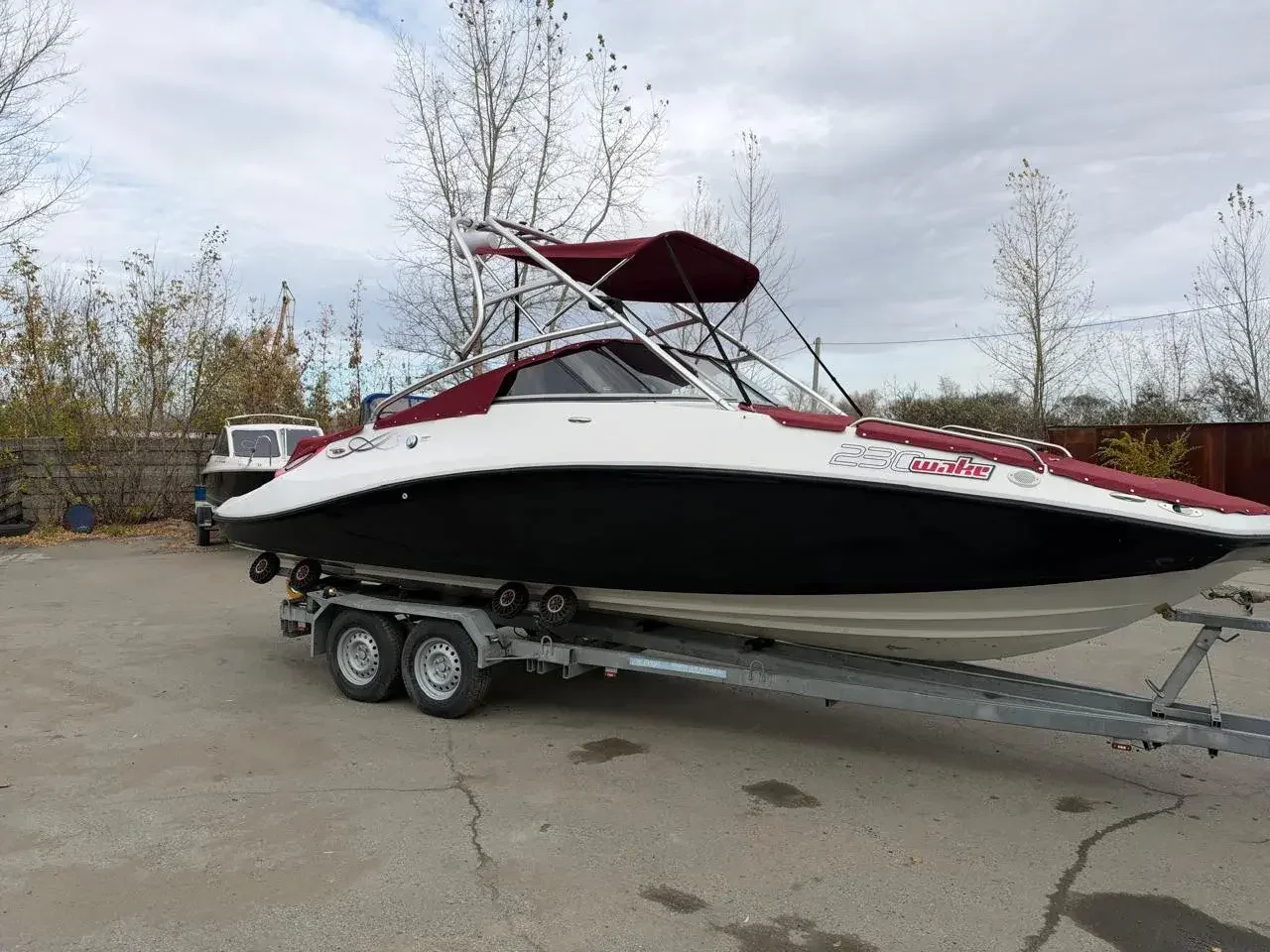 Катер BRP Sea-Doo Challenger 230 Wake 2008 года вы - миниатюра 2