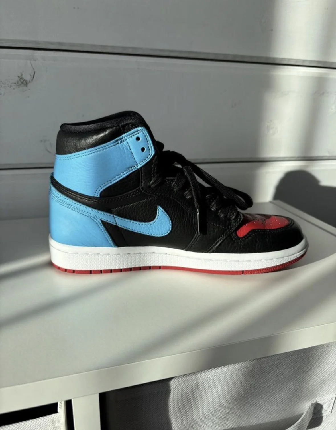 Кроссовки Nike Air Jordan 1 Unc to Chicago - миниатюра 6
