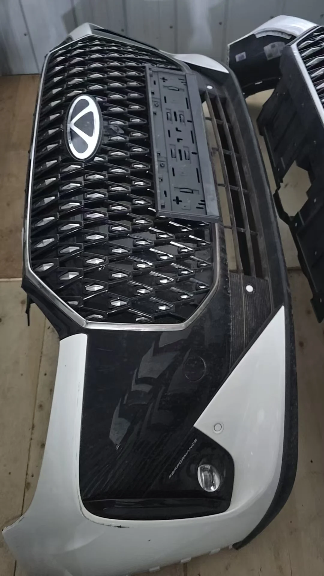 Chery 7L Tenet T7 Бампер передний в сборе - миниатюра 2