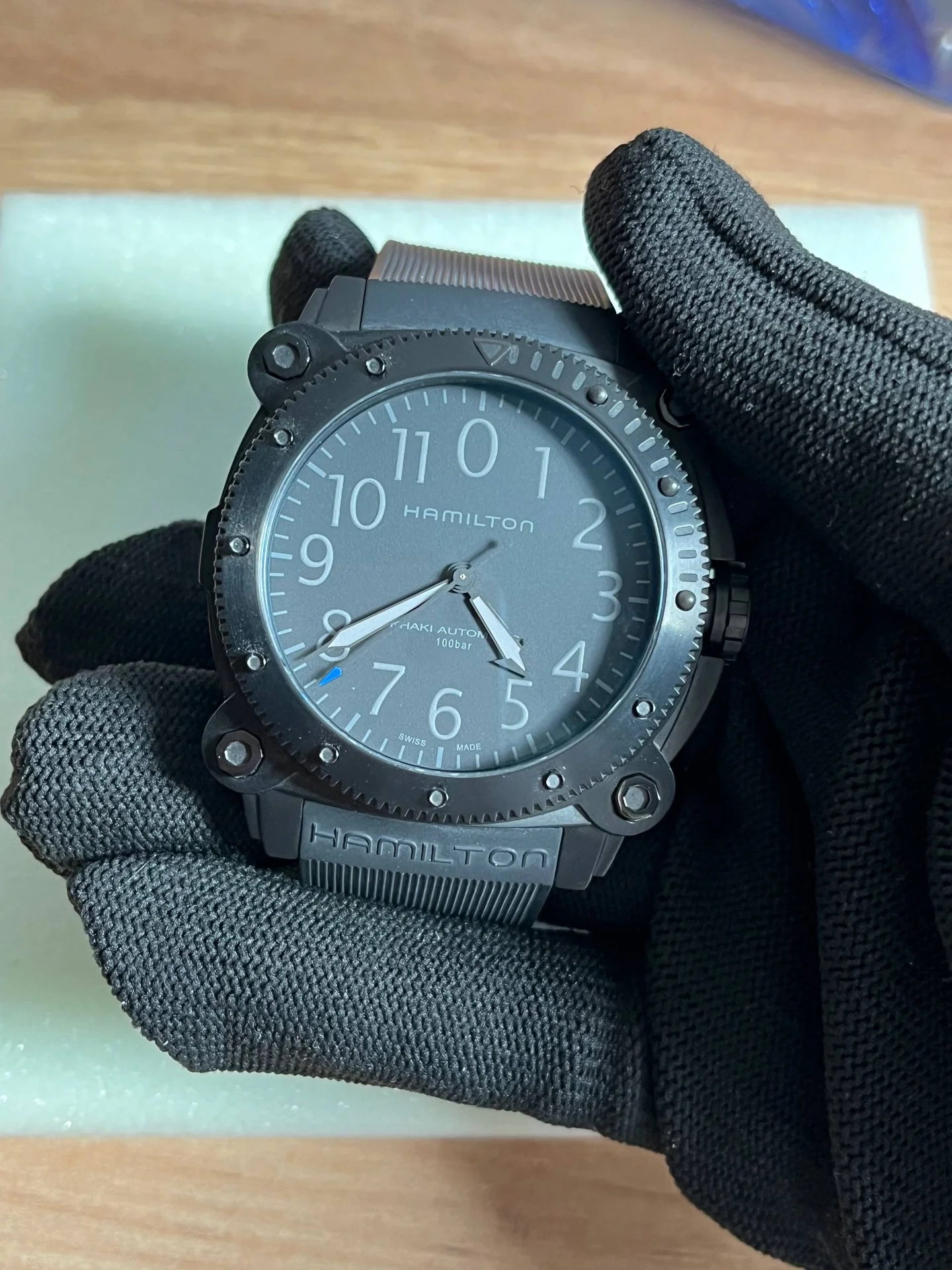 Hamilton belowzero tenet edition - миниатюра 5
