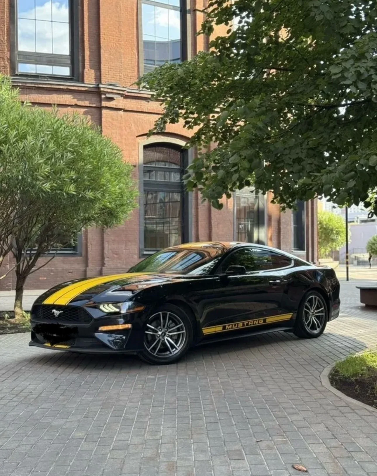 Ford mustang 2.3 2018 - изображение 1
