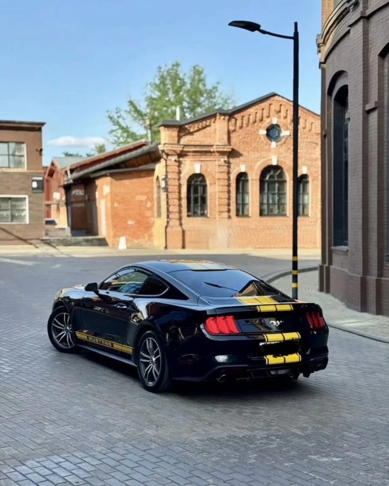 Ford mustang 2.3 2018 - миниатюра 5