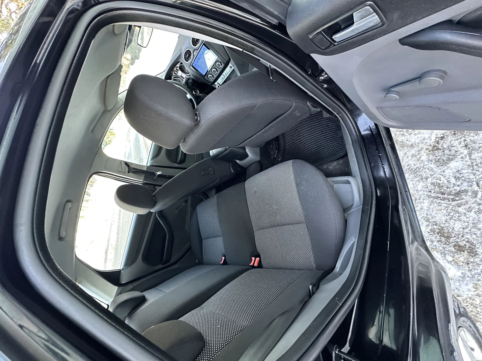 Ford focus 2 рестайлинг 2011 1.6 МТ - миниатюра 16