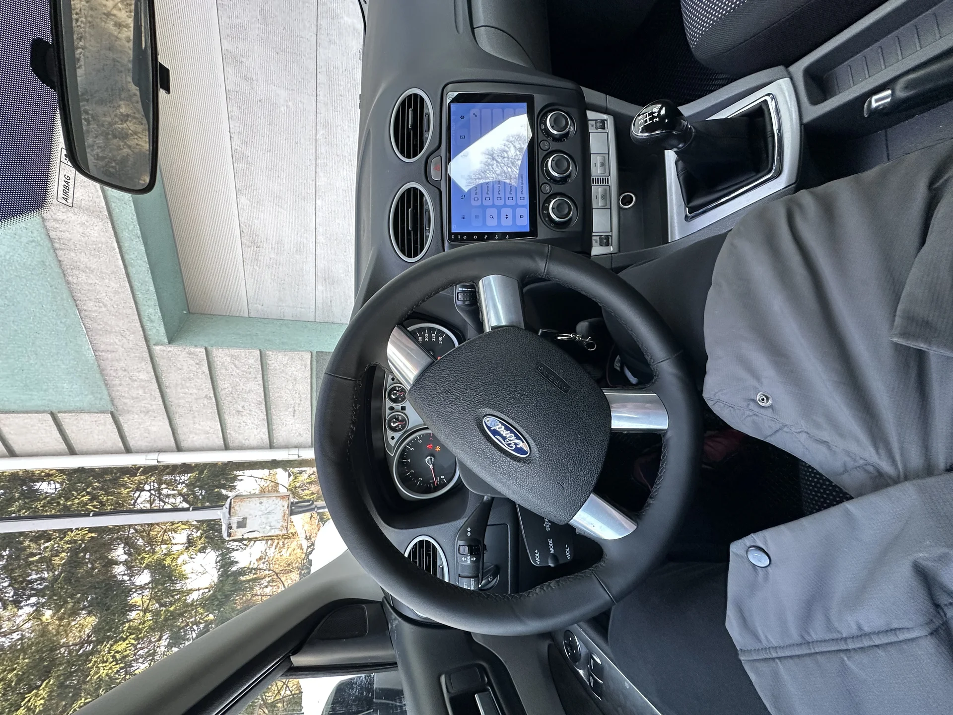Ford focus 2 рестайлинг 2011 1.6 МТ - миниатюра 18