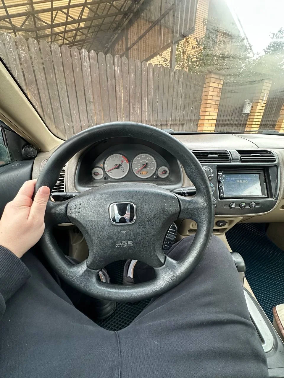 Honda Civic 1.7 AT Vtec - миниатюра 6