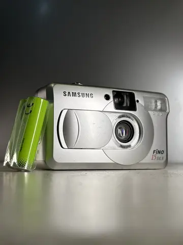Samsung Fino 15 DLX - Пленочный фотоаппарат
