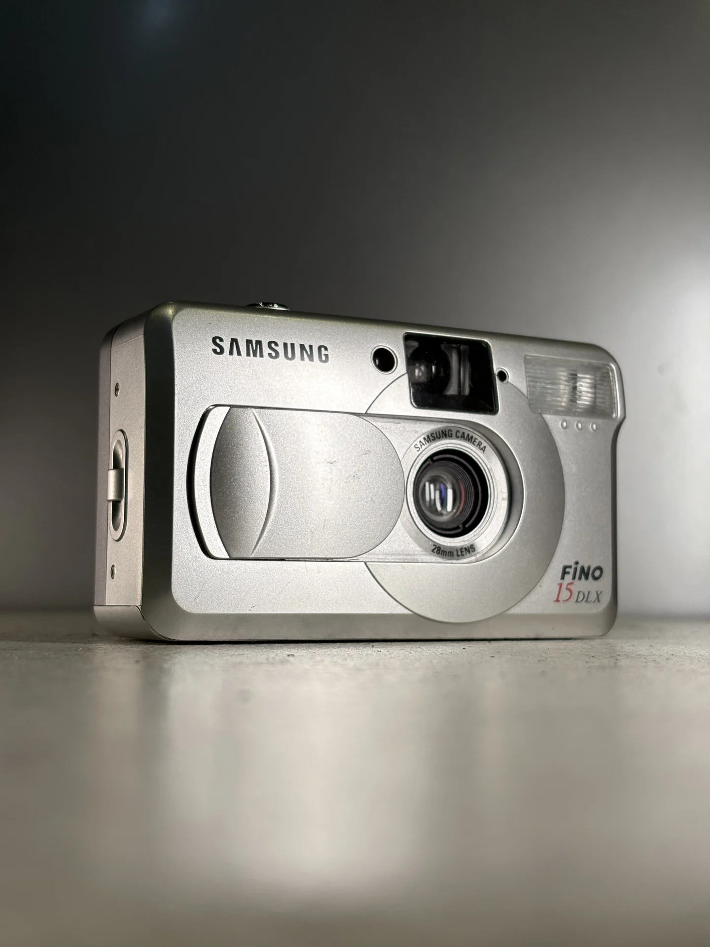 Samsung Fino 15 DLX - Пленочный фотоаппарат - миниатюра 2