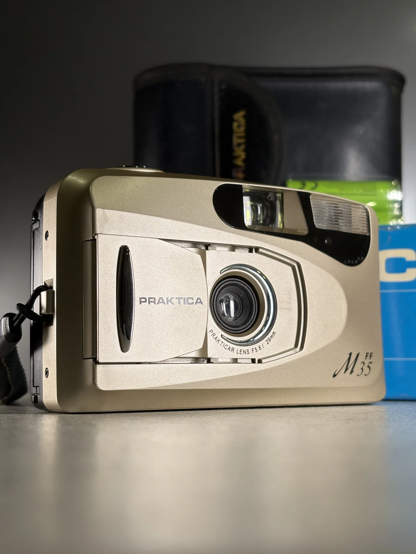 Praktica M35ff в коробке Пленочный фотоаппарат - миниатюра 2