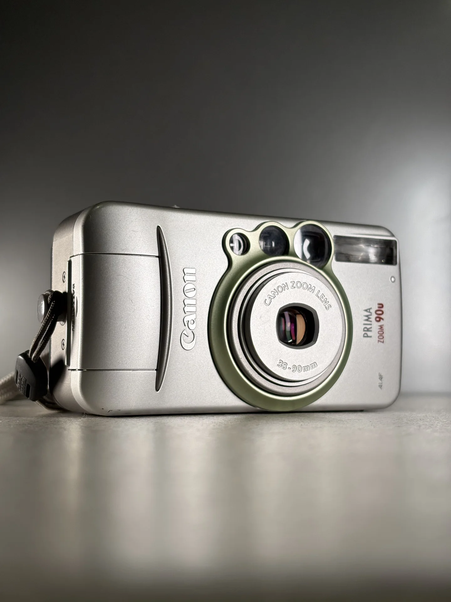 Canon Prima Zoom 90u - Пленочный фотоаппарат - миниатюра 2