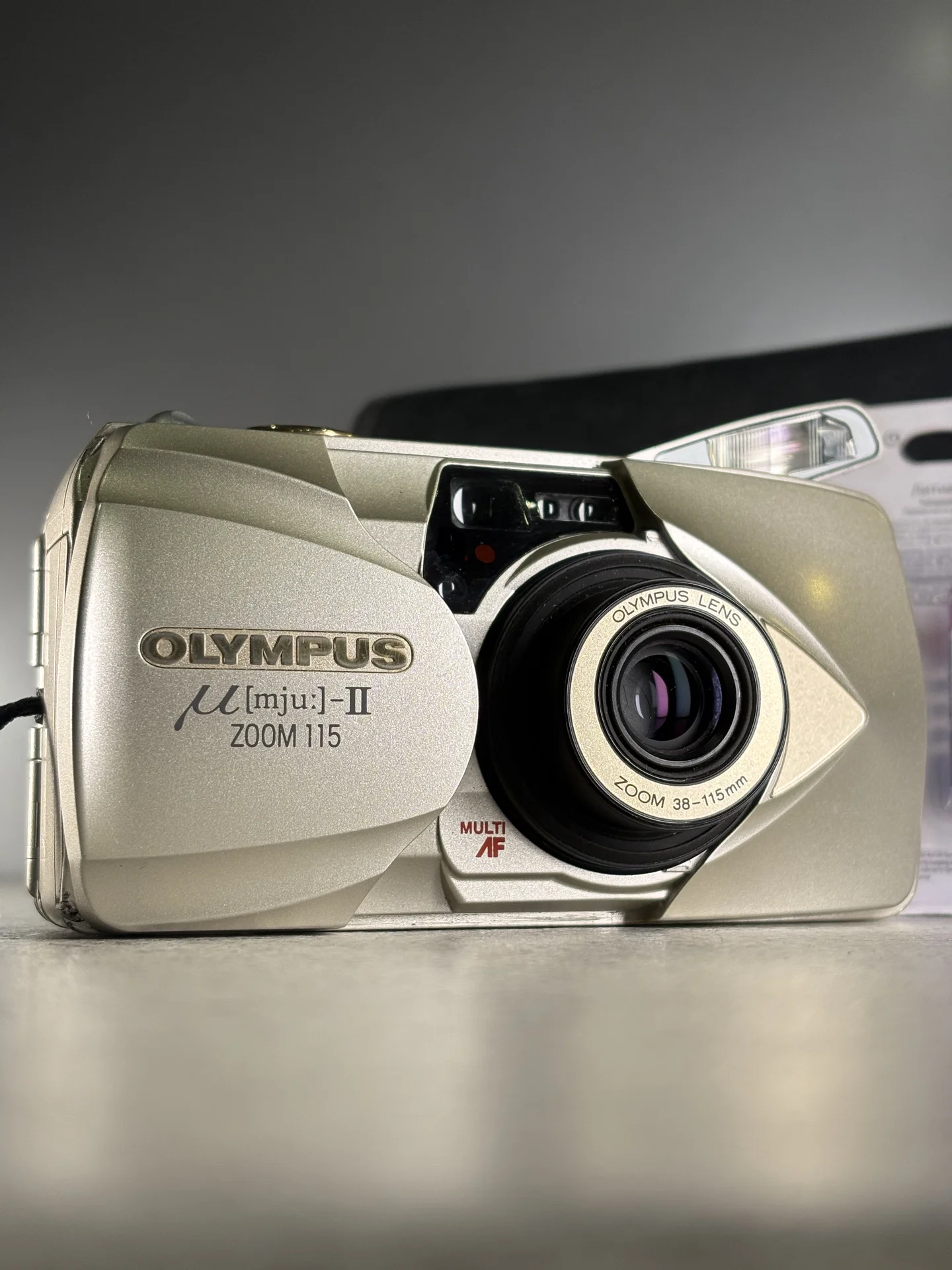 Olympus Mju II zoom 115 Пленочный фотоаппарат - миниатюра 2