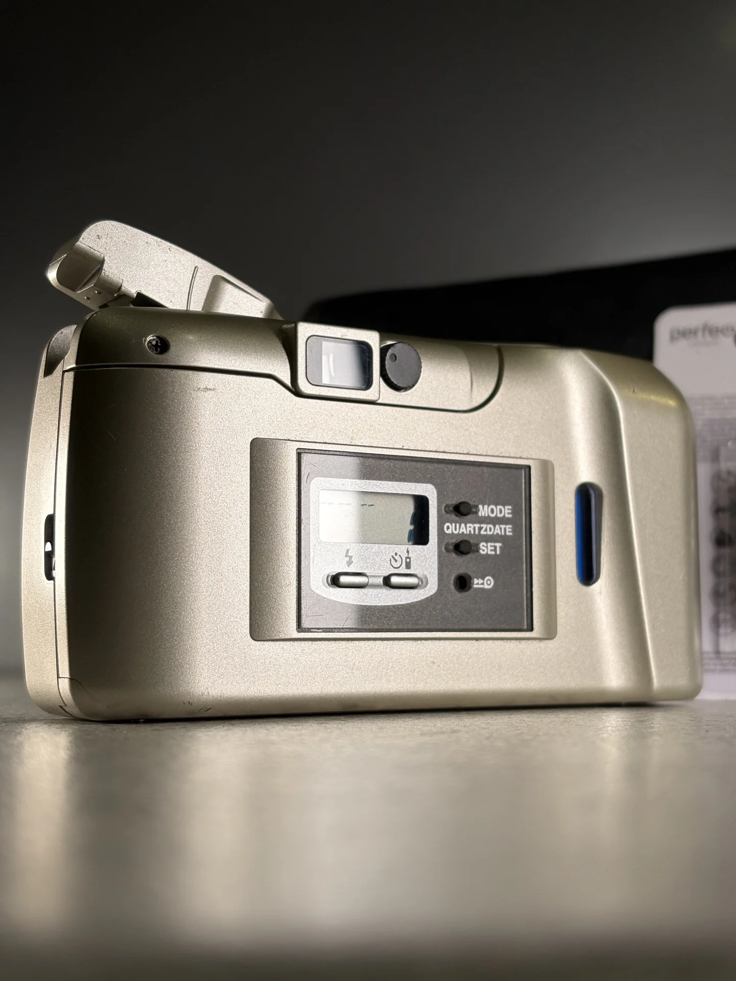 Olympus Mju II zoom 115 Пленочный фотоаппарат - миниатюра 3