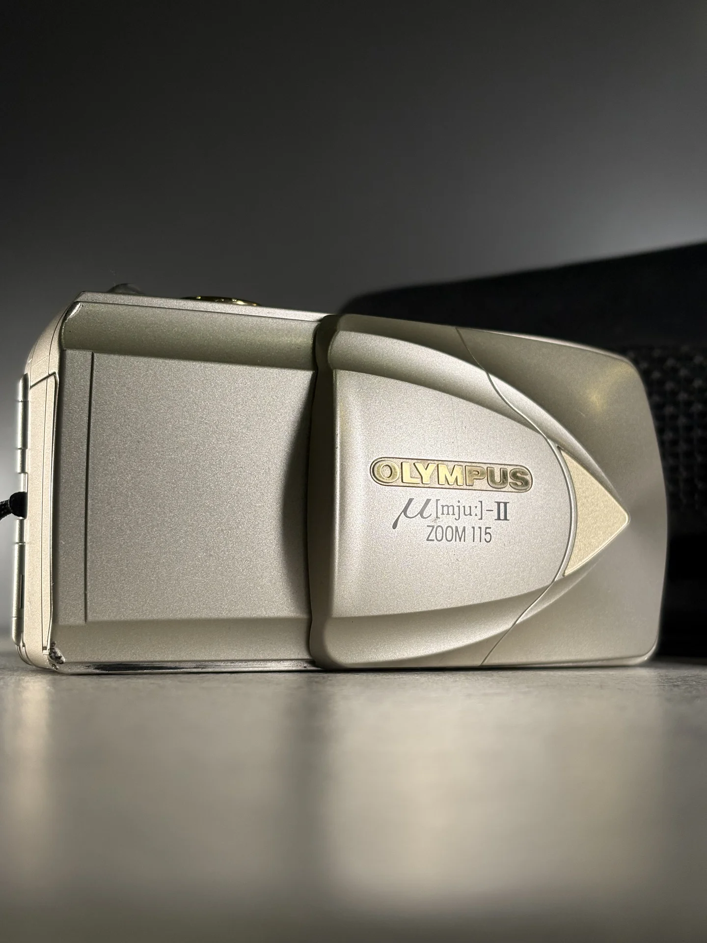 Olympus Mju II zoom 115 Пленочный фотоаппарат - миниатюра 7