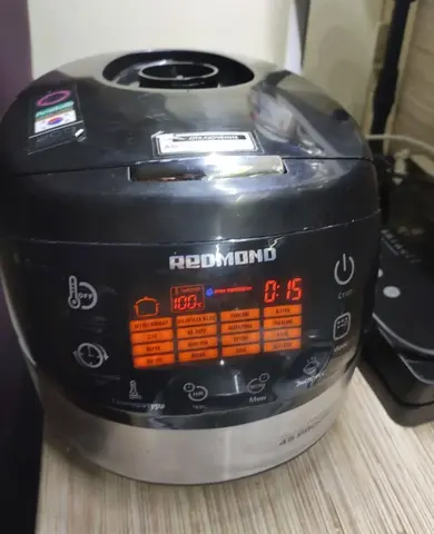 Мультиварка Redmond RMC-M90