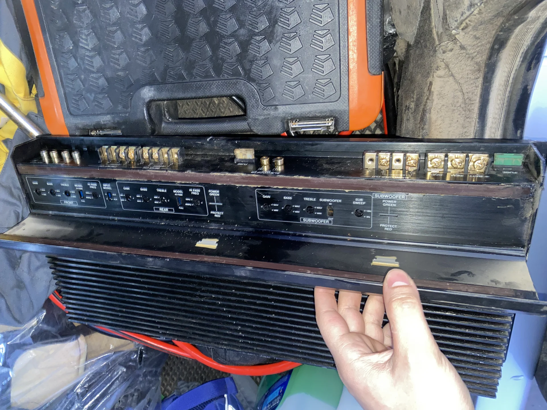 Усилитель 6 канальный phantom emp7600 - миниатюра 2