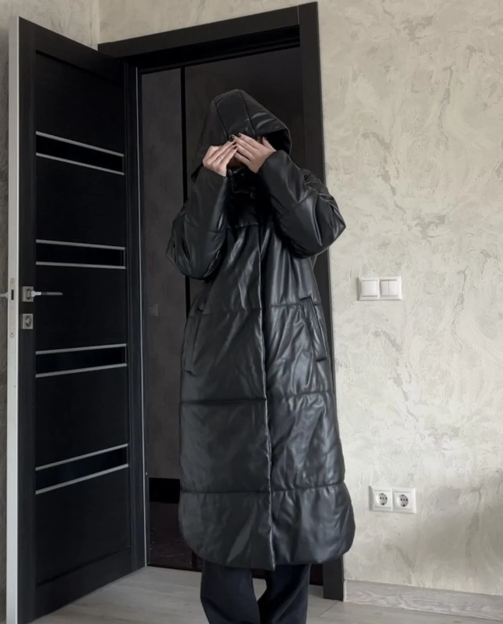 Зимнее пальто экокожа - миниатюра 2
