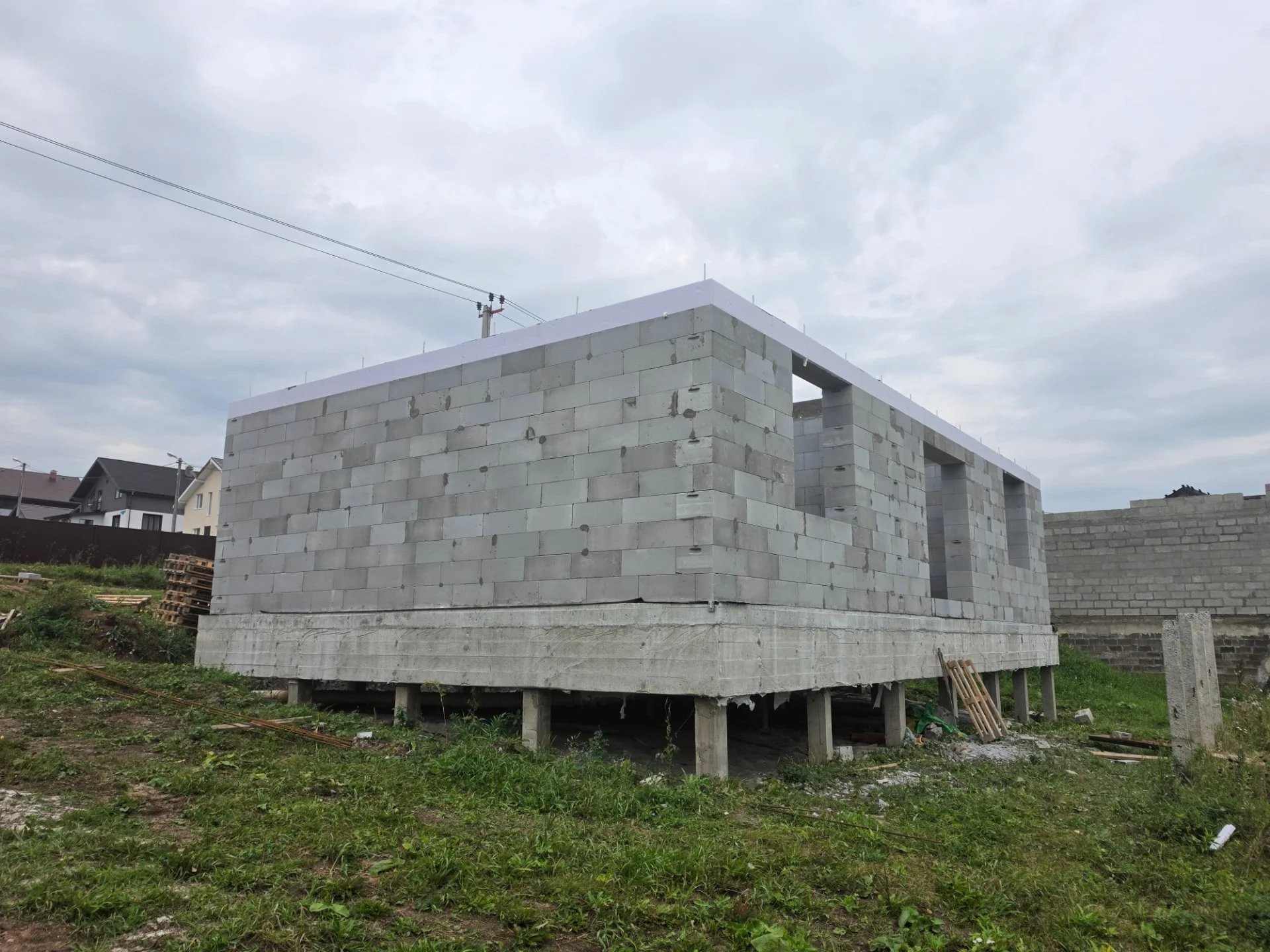 Кладка газобетона + армопояс, перегородки. - миниатюра 7