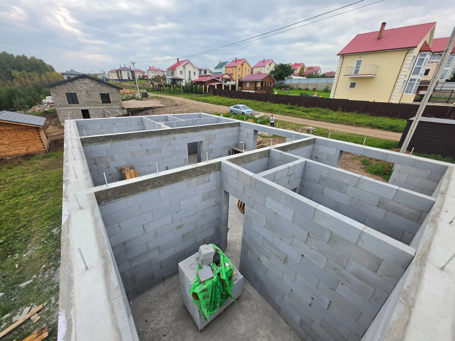 Кладка газобетона + армопояс, перегородки. - миниатюра 15