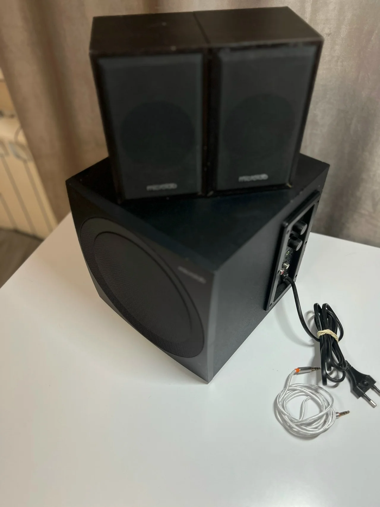 Акустическая система 2.1 Microlab m-300 - миниатюра 2