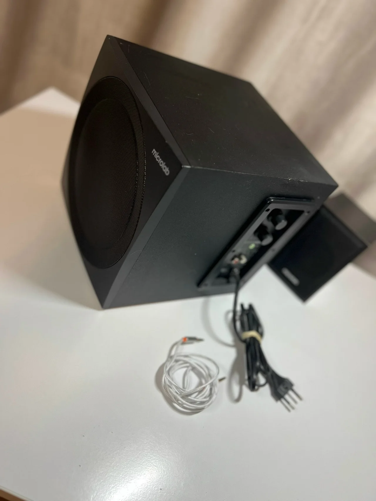 Акустическая система 2.1 Microlab m-300 - миниатюра 3