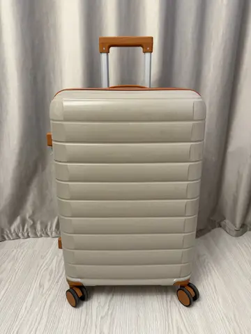 Чемодан