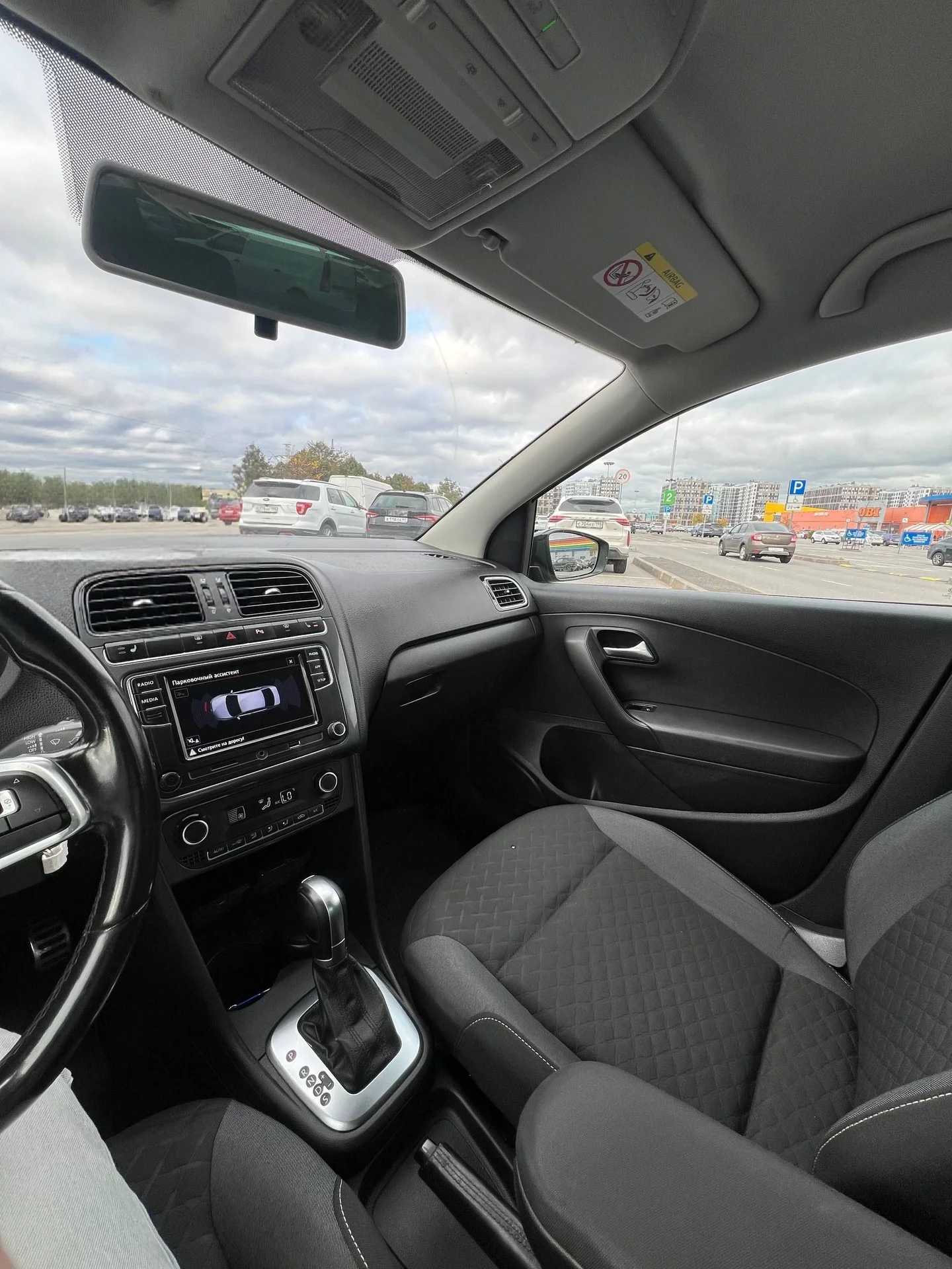 Volkswagen Polo в аренду с выкупом - миниатюра 9