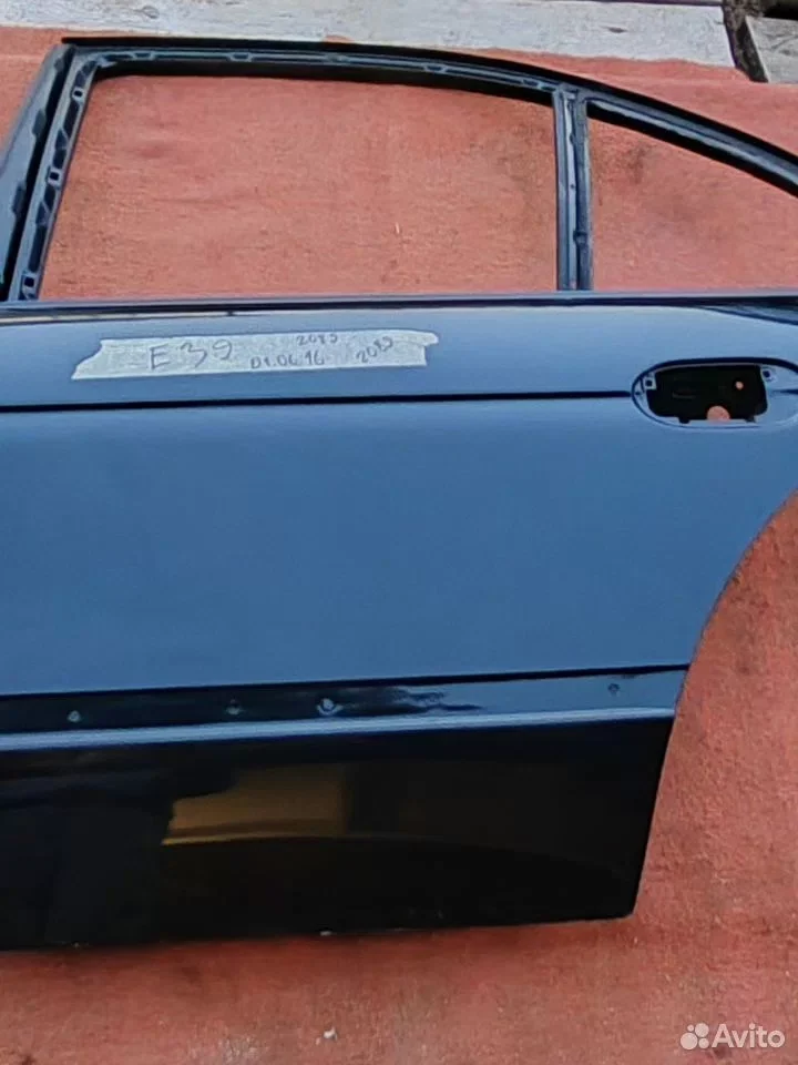 Дверь левая задняя BMW M5 кузов E-39 седан - миниатюра 3