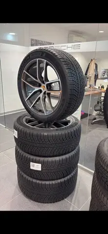 комплект колес на Porshe Macan