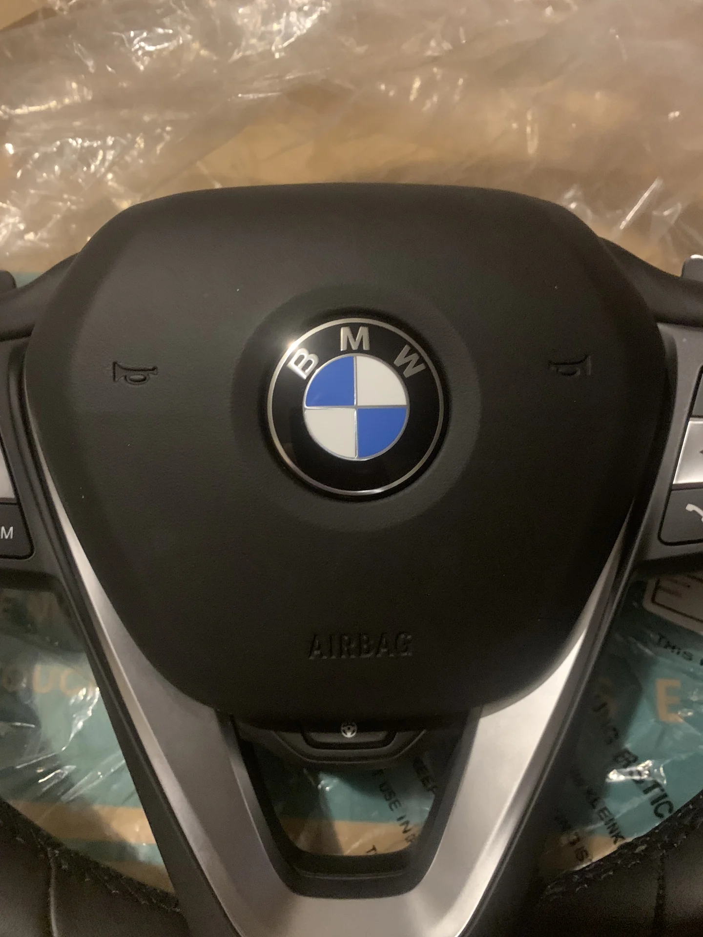Руль BMW 3 series оригинал 2024г LCI - миниатюра 2