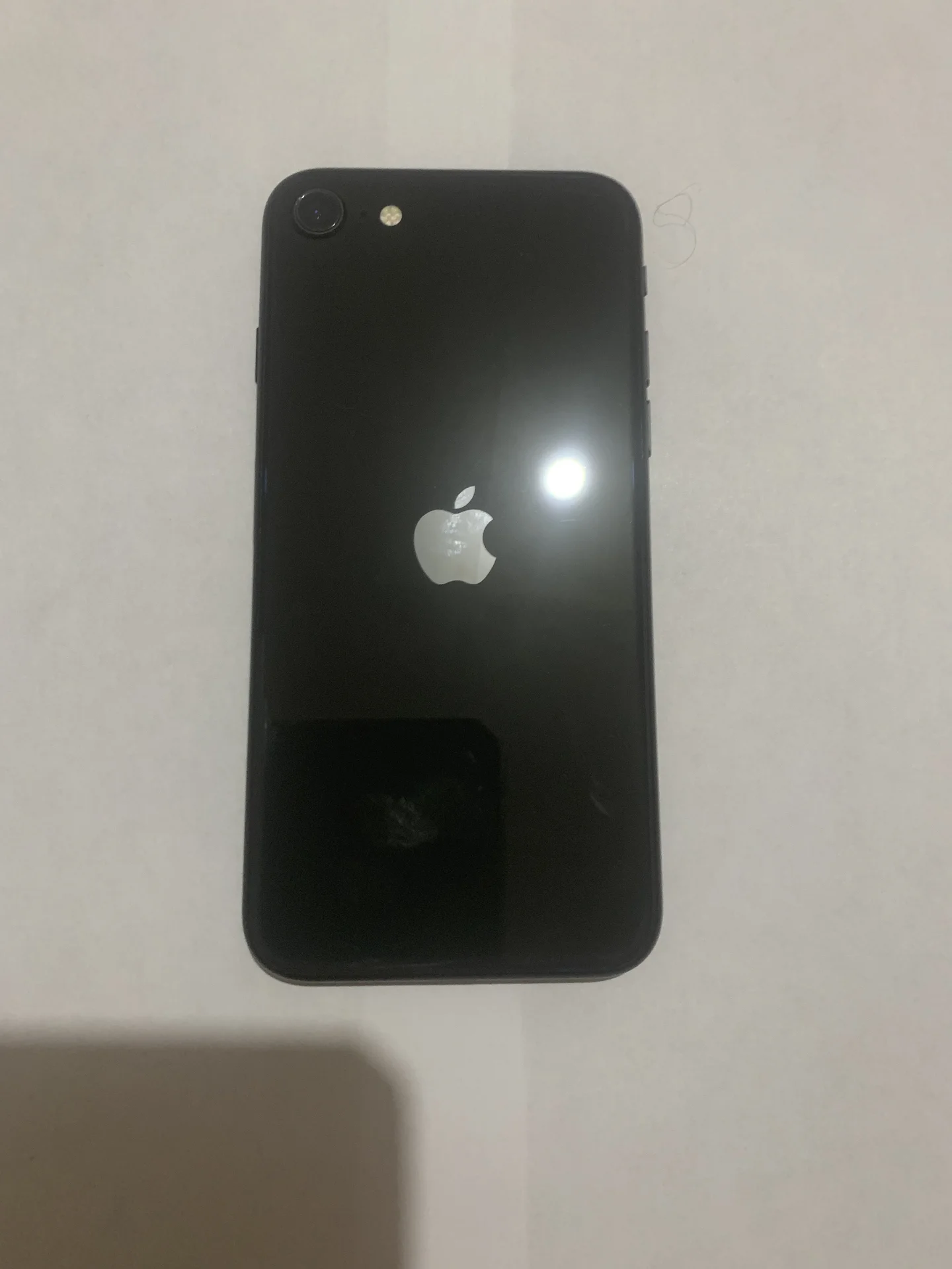 Iphone se 2020 - миниатюра 3