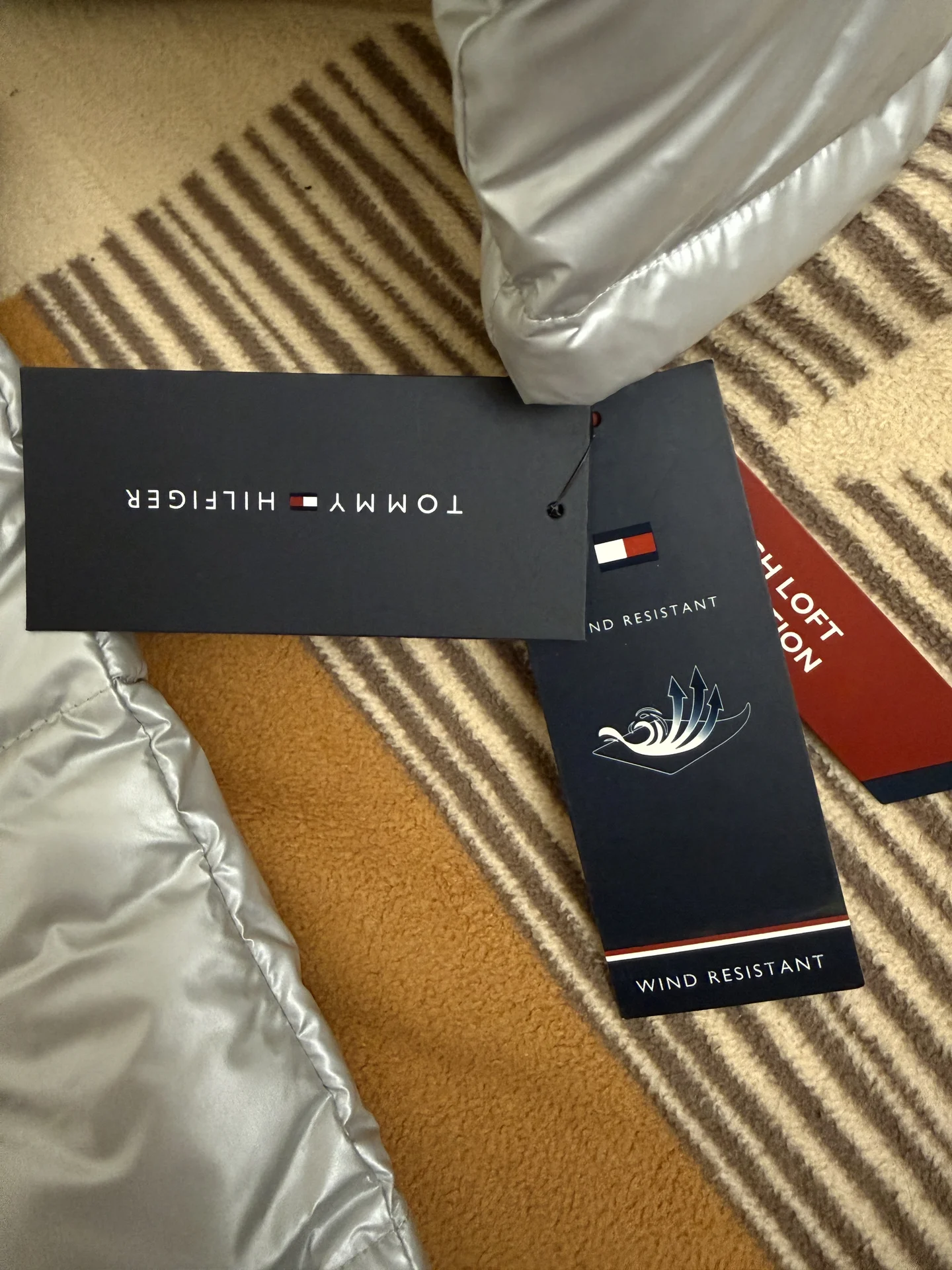Пуховик Tommy Hilfiger новый - миниатюра 4