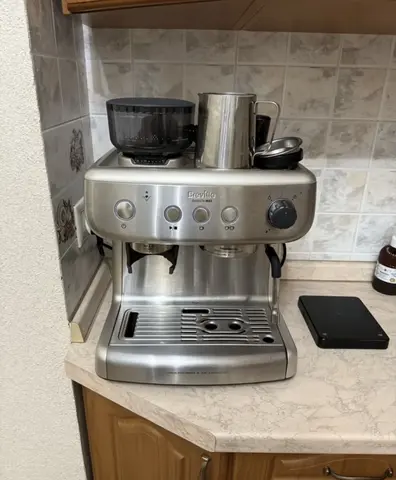 Кофемашина Breville