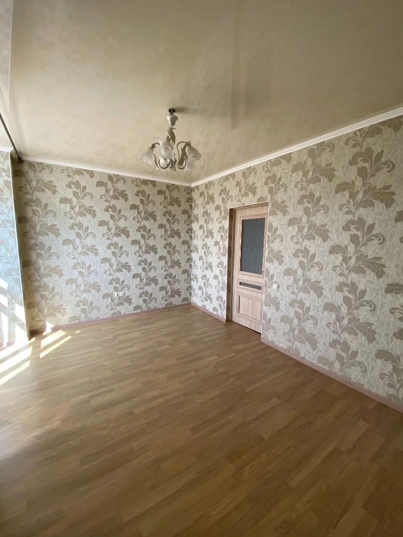 Продаю квартиру - миниатюра 26