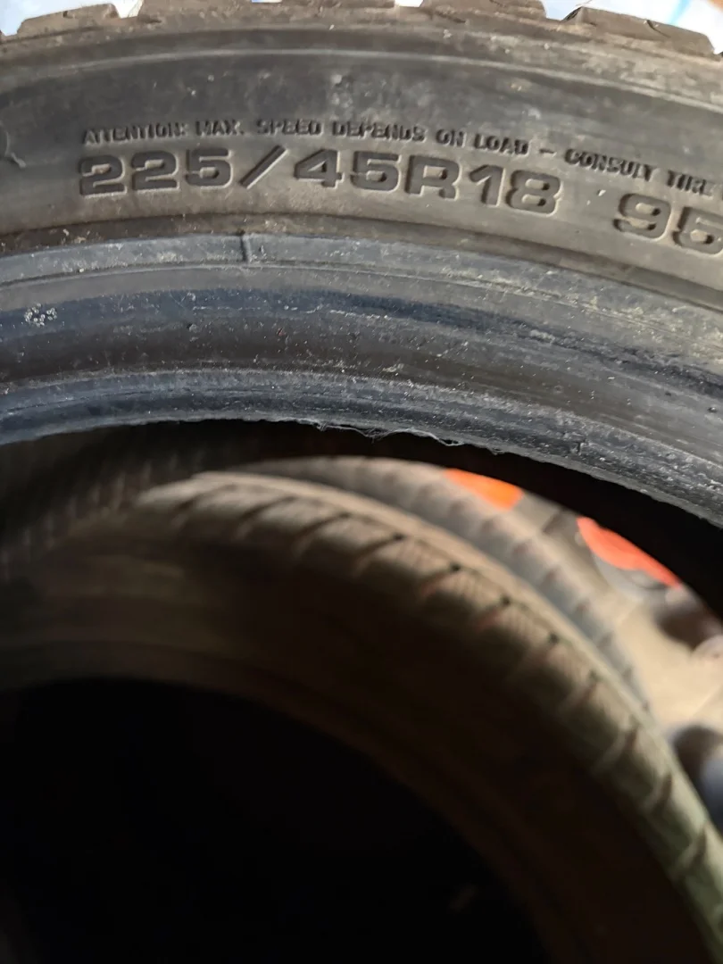 Зимние шины Goodyear 225/45/18 - миниатюра 7