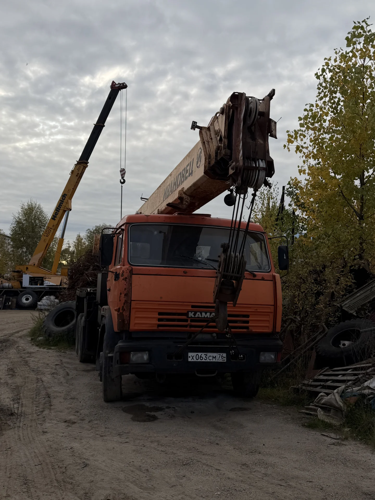 Автокран ивановец 32т. - изображение 1