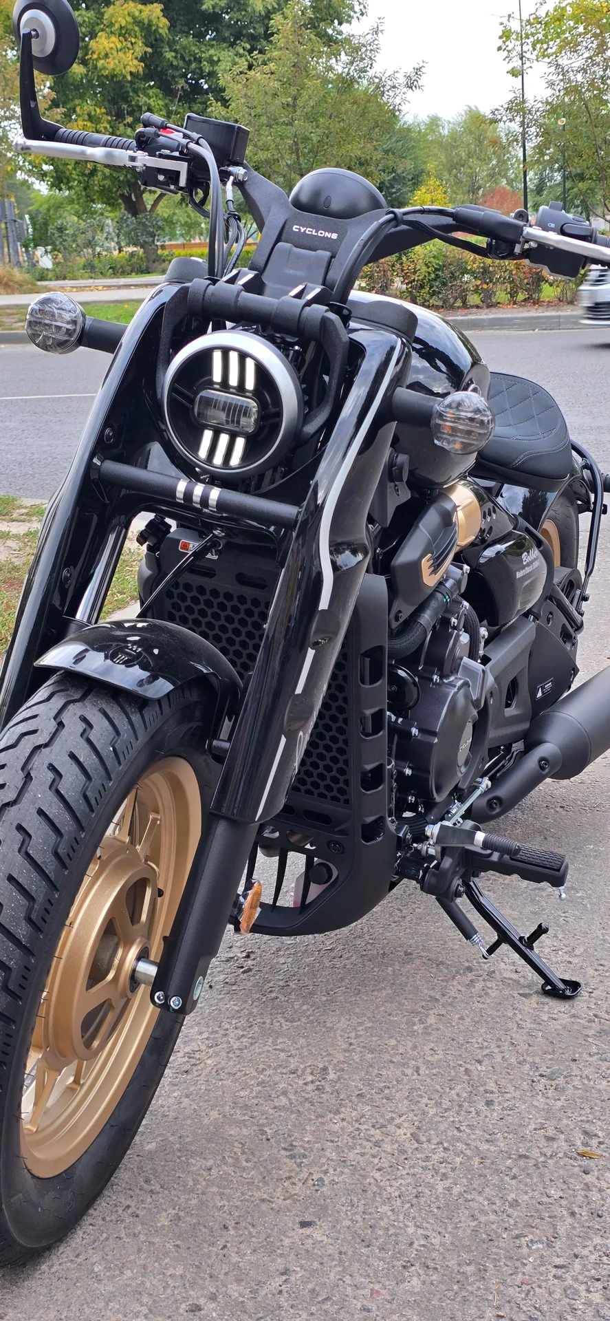 мотоцикл CYCLONE RA600 BOBBER - миниатюра 2