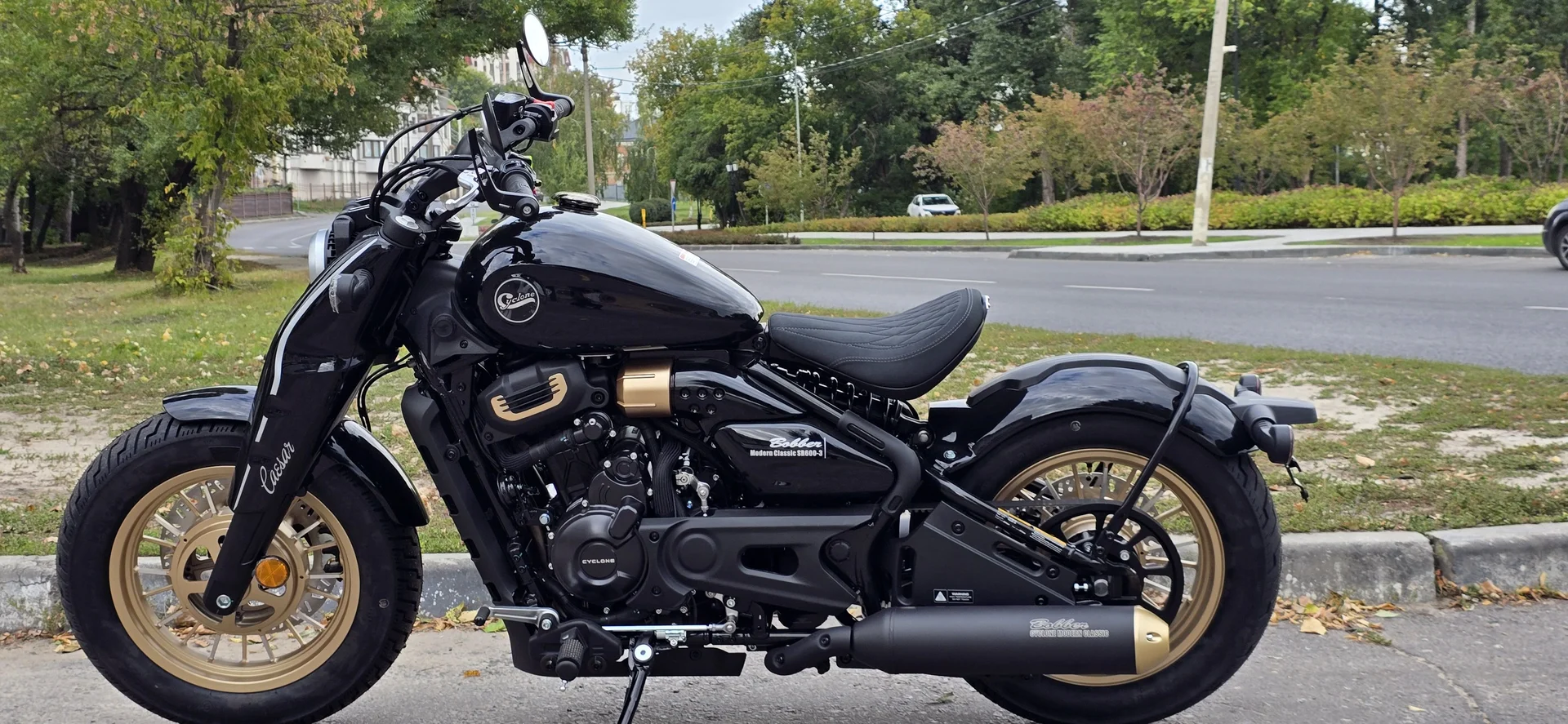 мотоцикл CYCLONE RA600 BOBBER - миниатюра 3
