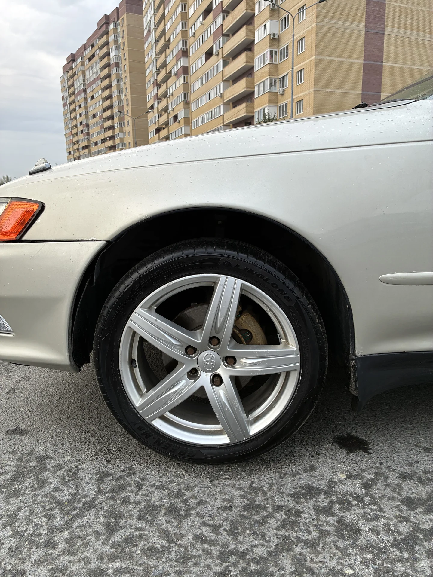 Toyota Mark 2 - миниатюра 13