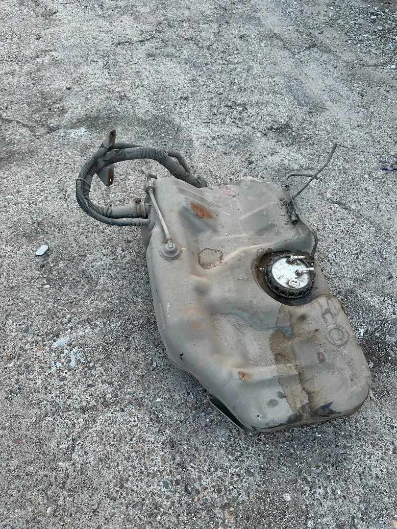 Топливный бак KIA RIO 1 A5D 2000-2005 - миниатюра 2