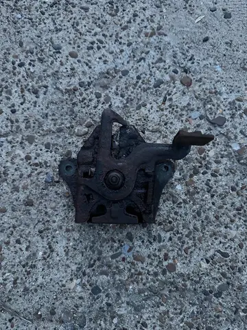 Замок капота KIA RIO 1 A5D 2000-2005