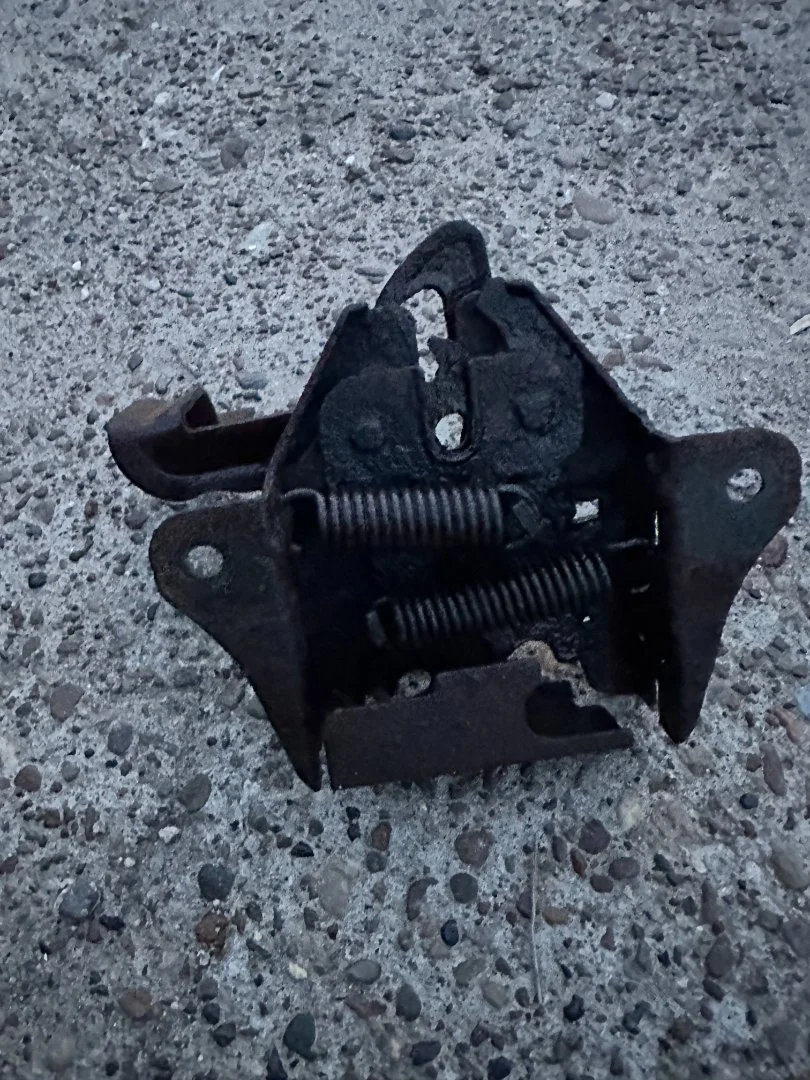 Замок капота KIA RIO 1 A5D 2000-2005 - миниатюра 4