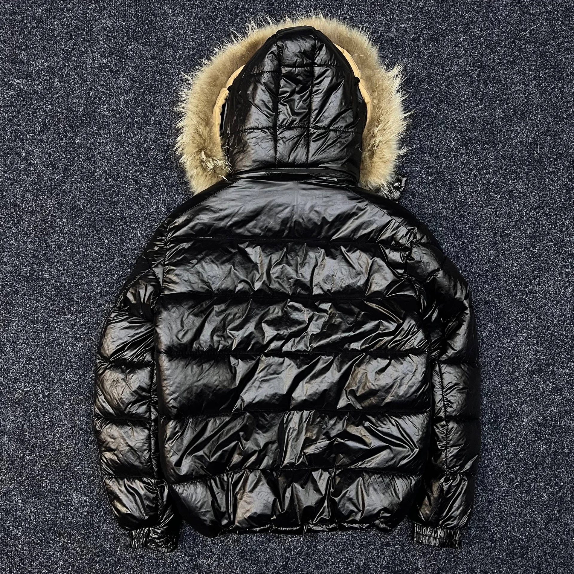 Пуховик Moncler - миниатюра 2
